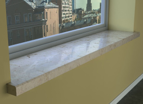 Подоконник из известняка Jura Beige